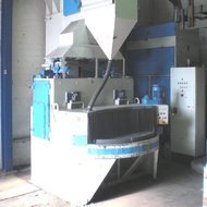 Drehtisch-Strahlanlage Drehtisch-Strahlanlage